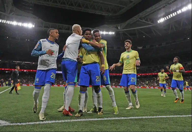 Seleção Brasileira de Futebol enfrenta a Espanha, no Santiago Bernabéu. Foto: Rafael Ribeiro/CBF