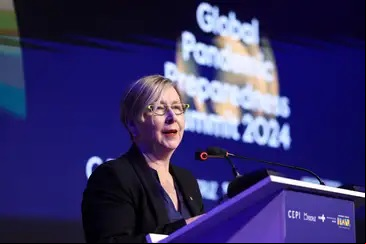 A presidente da Coalizão para Inovações em Preparação para Epidemias (Cepi), Jane Halton, participa da Cúpula Global de Preparação para Pandemias 2024 - Tomaz Silva/Agência Brasil