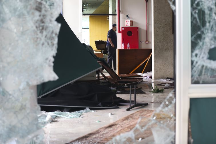 Supremo Tribunal Federal é destruído em ato terrorista no dia 8 de janeiro - Valter Campanato/Agência Brasil